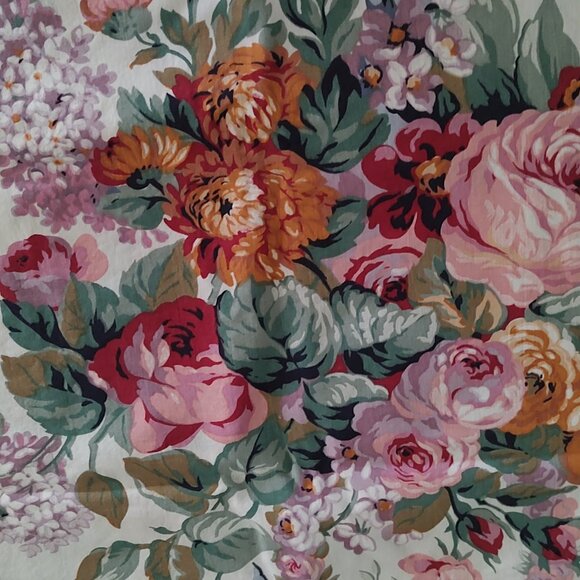 Vintage Ralph Lauren Allison Floral Standard Ruffled Pillowcases (4) - Picture 4 of 4